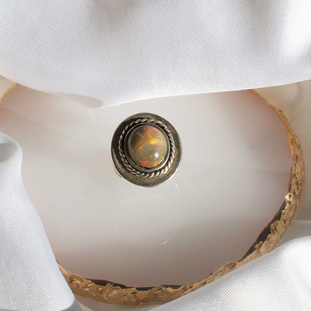 ETHIOPIAN OPAL SHIELD